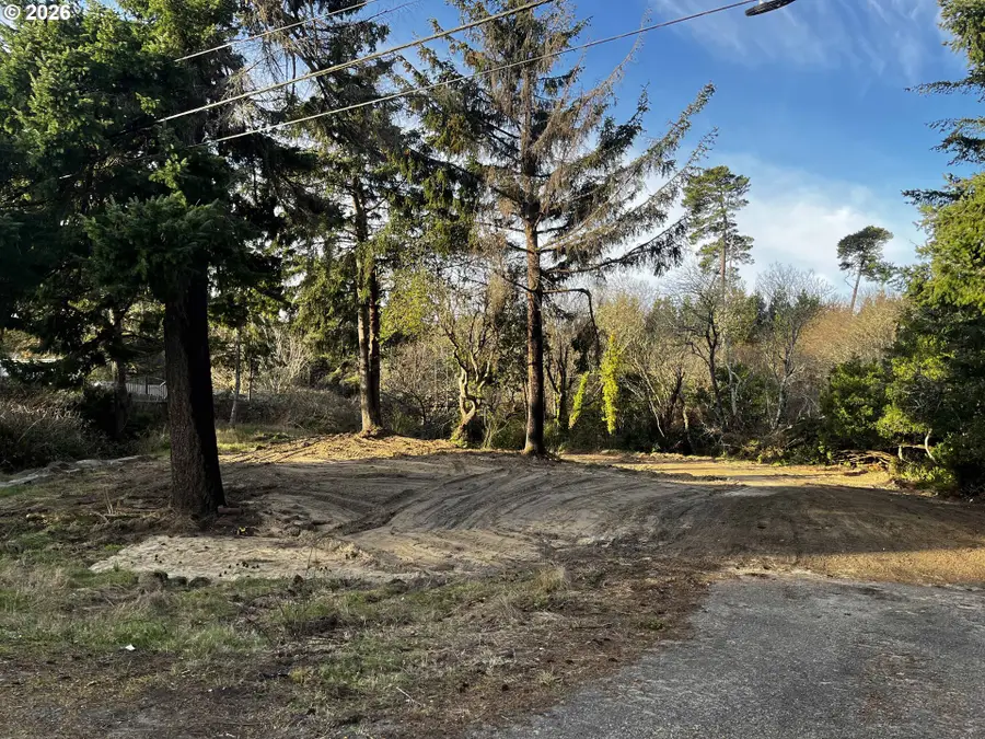 88336 Hwy 101, Florence, OR 97439 - #2