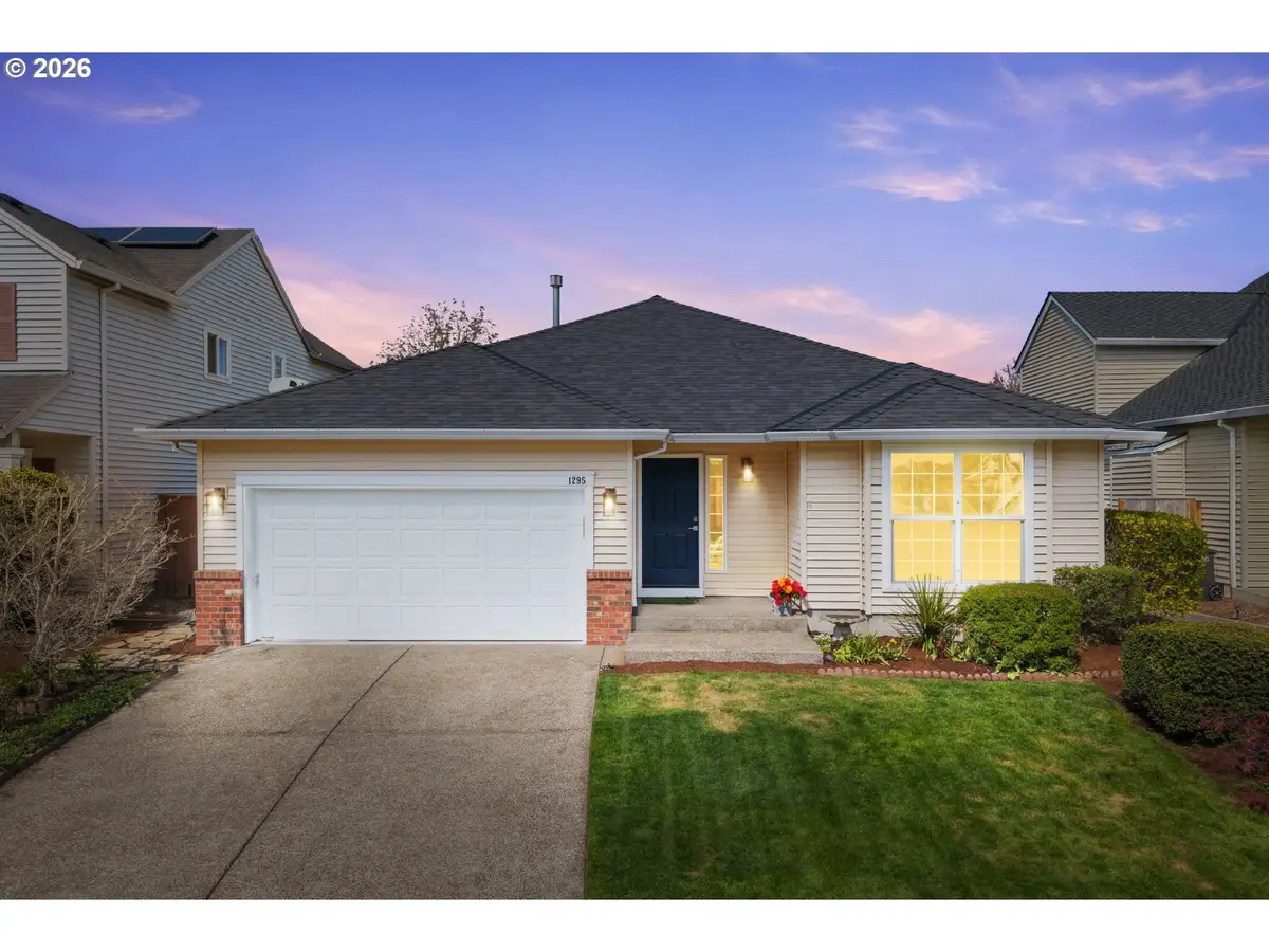 1295 NE Setting Sun Dr, Hillsboro, OR 97124 - #1