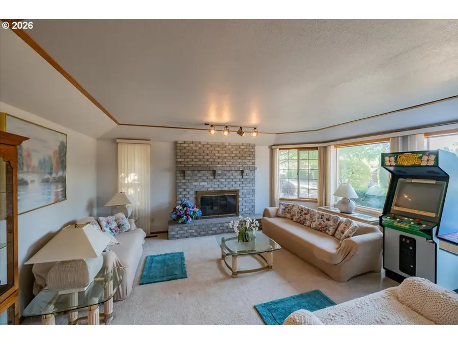 2890 NW Angelica Dr, Corvallis, OR 97330 - #2
