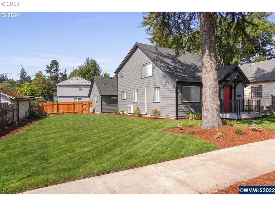1117 6th St, Salem, OR 97304 - #3