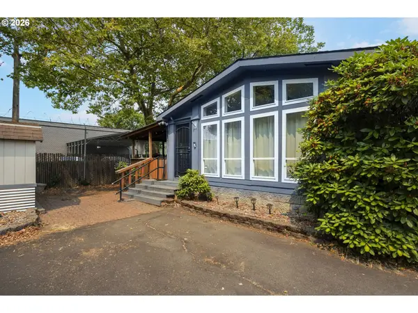 700 NE 183rd Ave #12, Portland, OR 97230