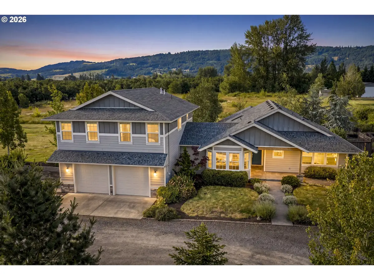 2043 NE Chehalem Dr, Newberg, OR 97132 - #1