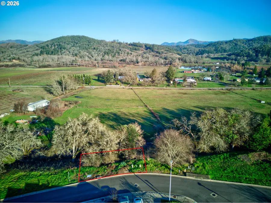 111 SE Lebleu Ln, Winston, OR 97496 - #3