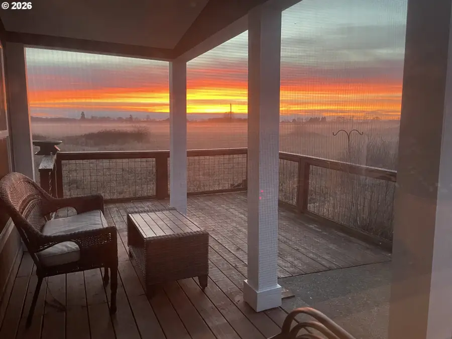 51398 SE Hood View Dr, Scappoose, OR 97056 - #3