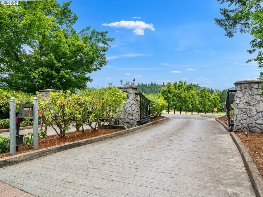 20717 S Monpano Overlook Dr, Beavercreek, OR 97045 - #3