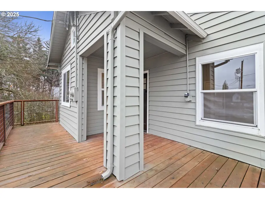 1241 NW Couch St, Camas, WA 98607 - Image #3