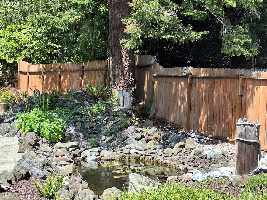 62934 Crown Point Rd, Coos Bay, OR 97420 - #3