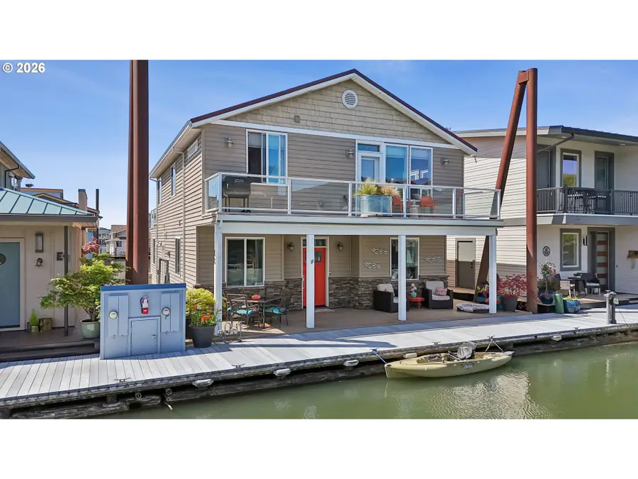 18525 NE Marine Dr #E8, Portland, OR 97230 - #2