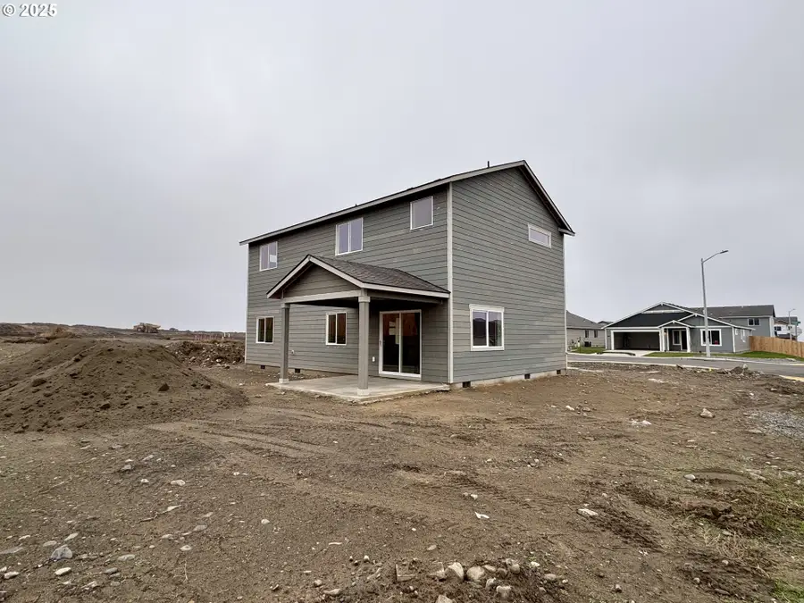 548 Arthur St, Umatilla, OR 97882 - Image #3