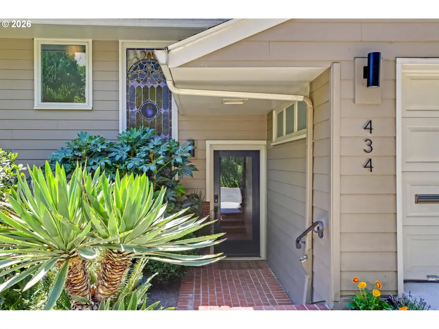 434 NW Hermosa Blvd, Portland, OR 97210 - #2