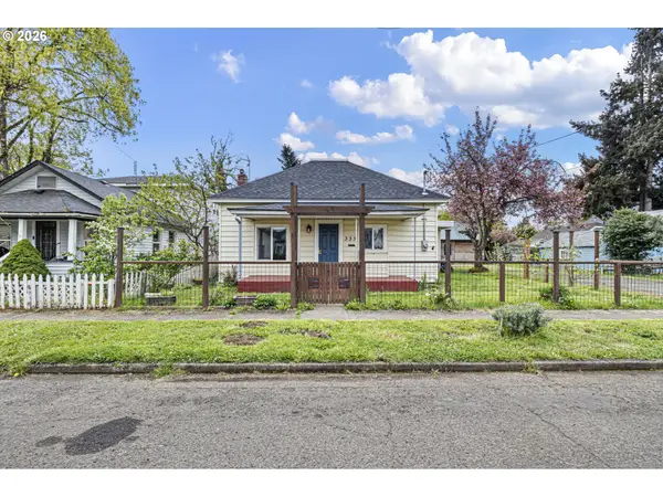 333 E Madison Ave, CottageGrove, OR 97424