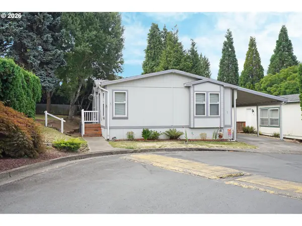 23077 SW Main St #1, Sherwood, OR 97140