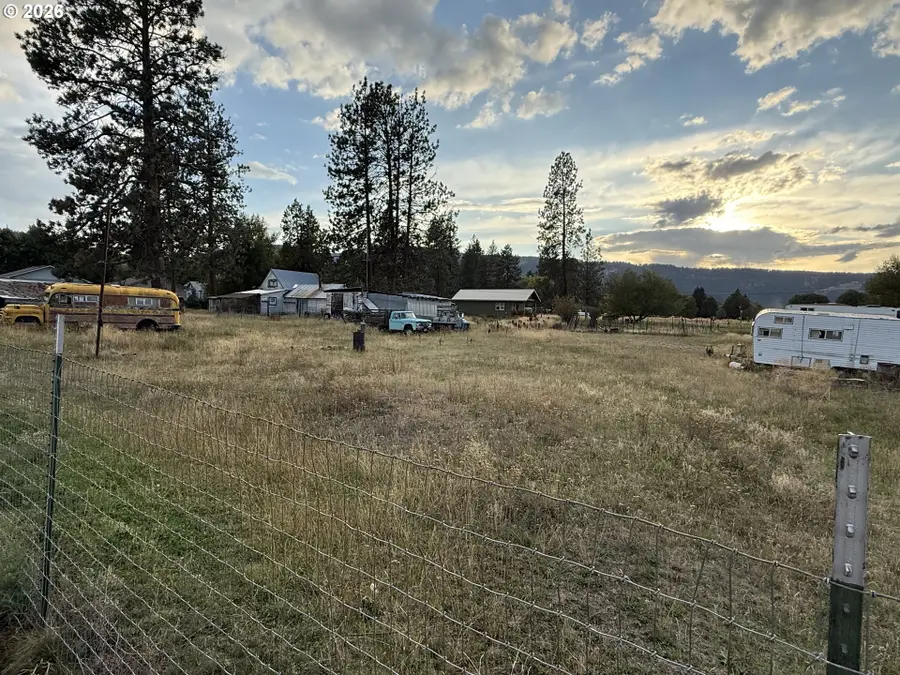 603 Tamarack St, Wallowa, OR 97885 - #2