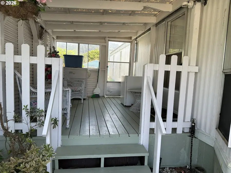 15505 Oceanview Dr #31, Brookings, OR 97415 - #2
