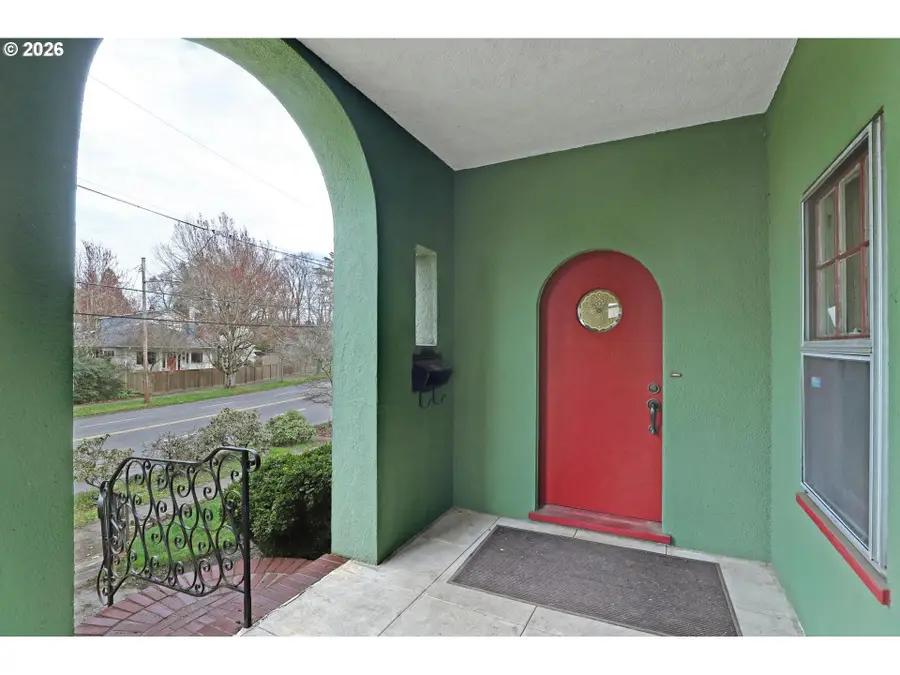 4212 E Burnside St, Portland, OR 97215 - #3