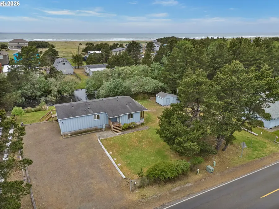 29603 I St, Long Beach North Beach Peninsula, WA 98640 - #2