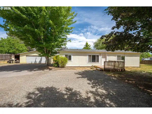 2225 Rogers Ln, Salem, OR 97304
