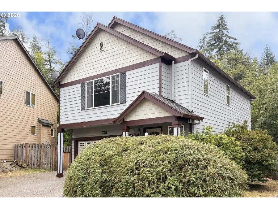 38783 Redwood St, Sandy, OR 97055 - #2
