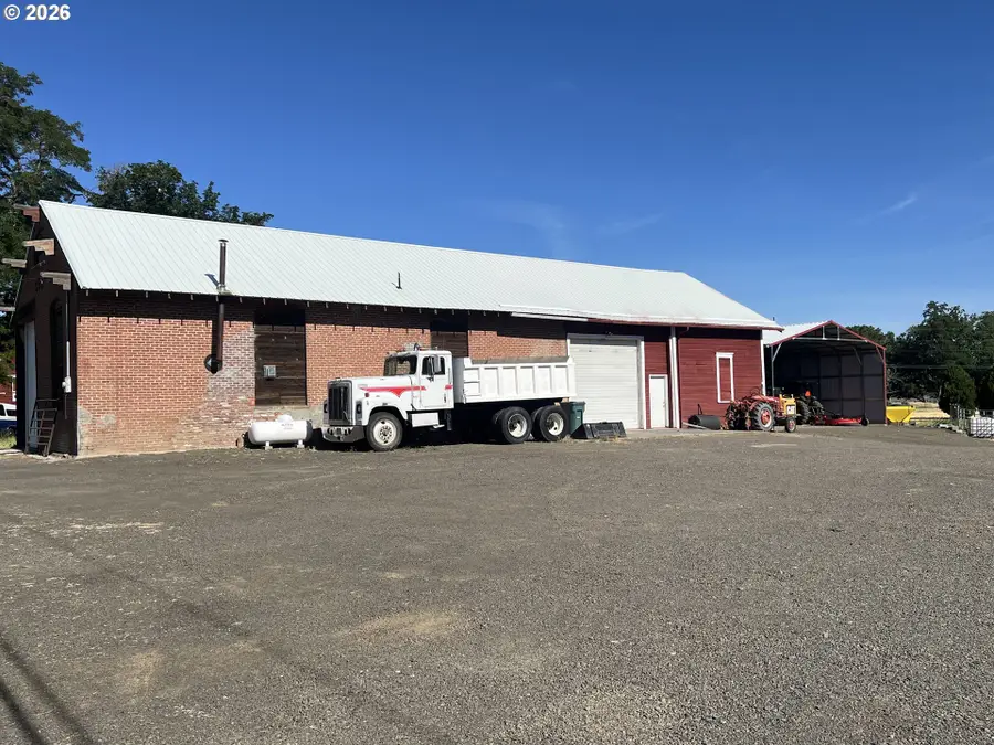 155 Thorn Ave, Milton Freewater, OR 97862 - #3