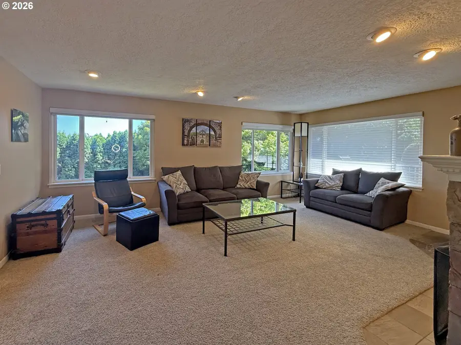 10120 SE Walnut Dr, Happy Valley, OR 97086 - #3