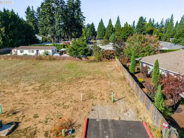 442 SW 15th Ave #15, Canby, OR 97013