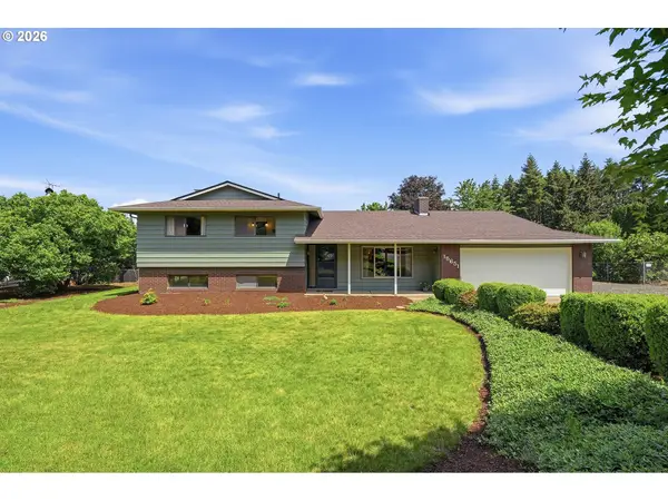 15651 Henrici Rd, OregonCity, OR 97045