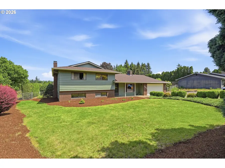 15651 Henrici Rd, Beavercreek, OR 97045 - #2