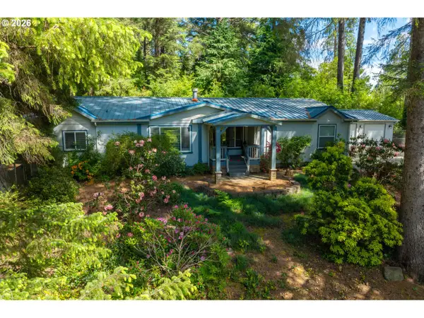 83239 N Pioneer Rd, Florence, OR 97439