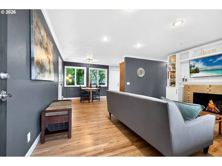 11375 NE Everett St, Portland, OR 97220 - #2