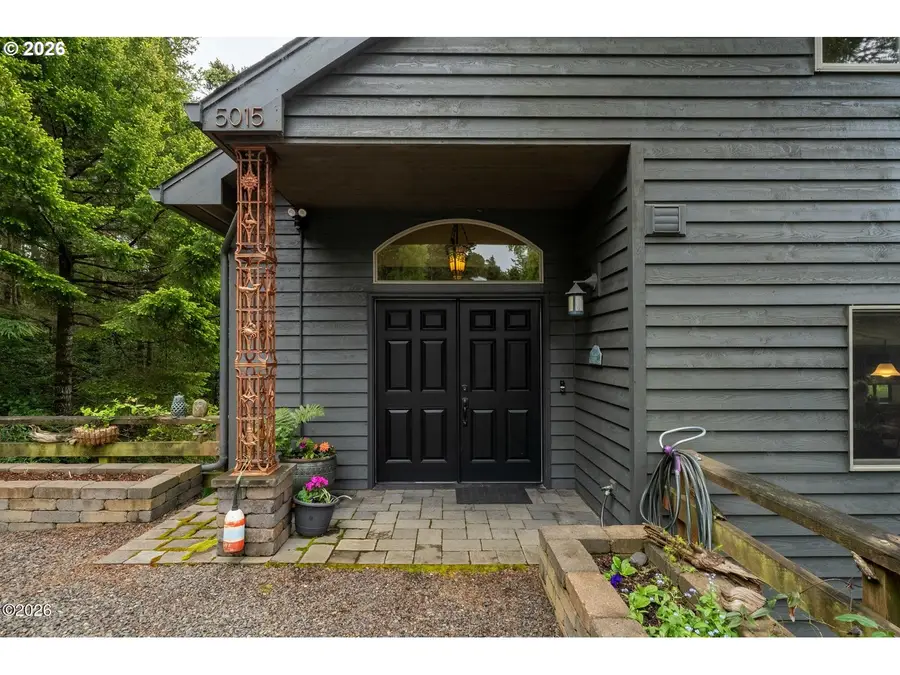 5015 Grand Ave, Oceanside, OR 97134 - #3