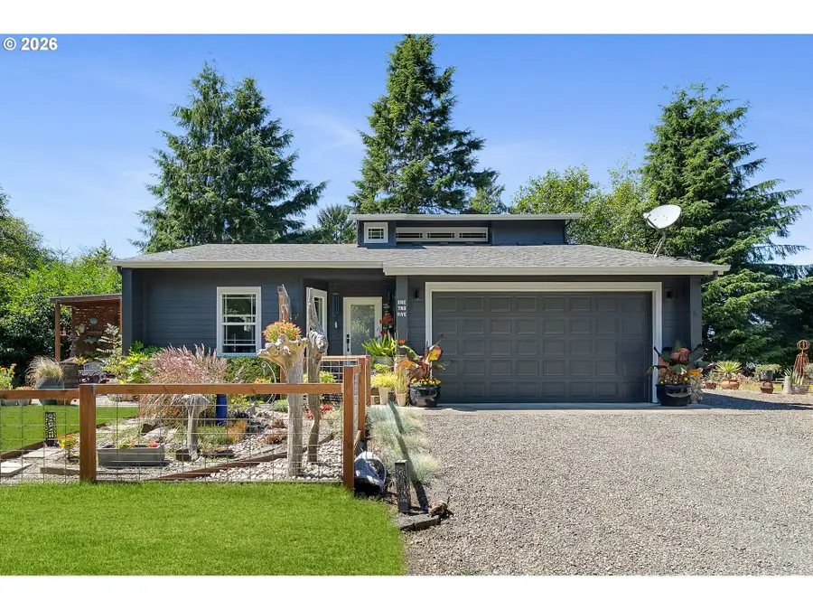 125 S Keel St, Rockaway Beach, OR 97136 - #2
