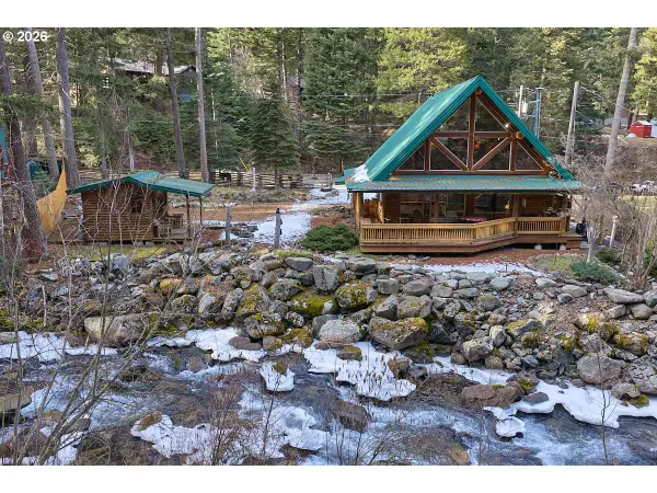 60081 Pollock Rd, WallowaLake, OR 97846