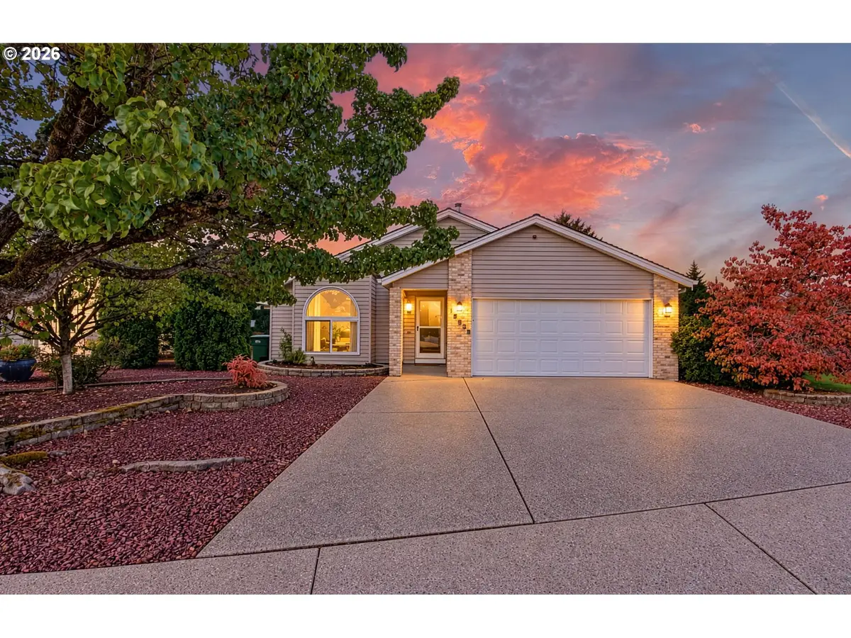 15633 NE Summerplace Dr, Portland, OR 97230 - #1