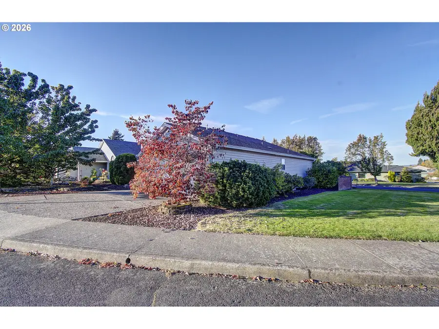 15633 NE Summerplace Dr, Portland, OR 97230 - #3