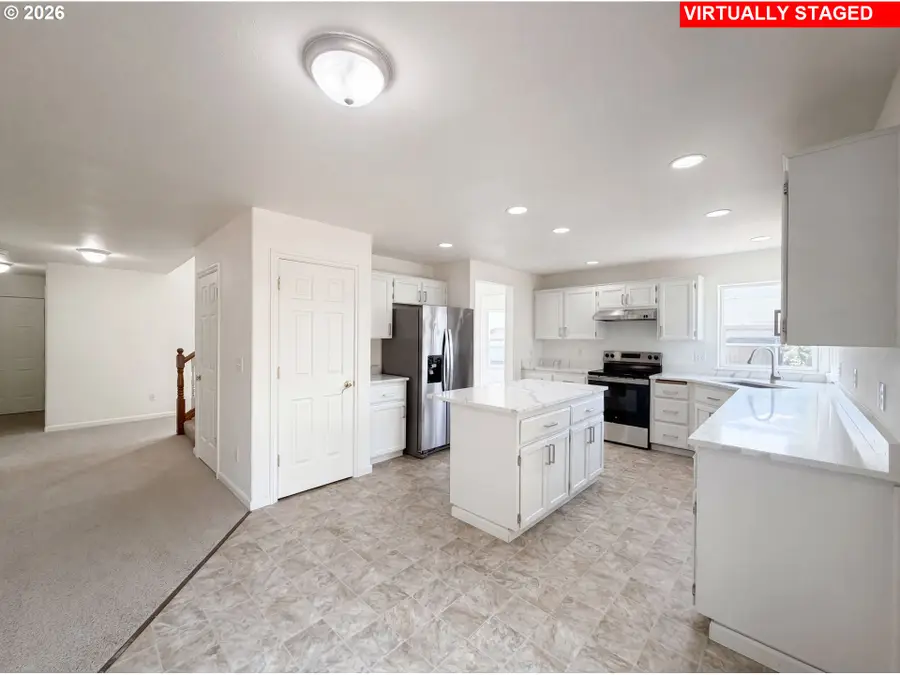 451 NW Yosemite Ter, Beaverton, OR 97006 - #2