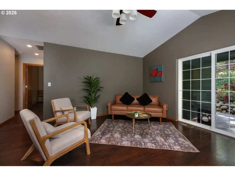5814 Iowa Dr, Dee, OR 97031 - #3