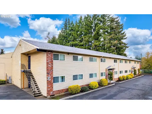 19511 NE Halsey St, Portland, OR 97230