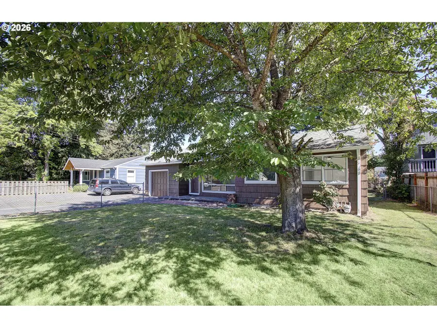 3920 E 18th St, Vancouver, WA 98661 - #2