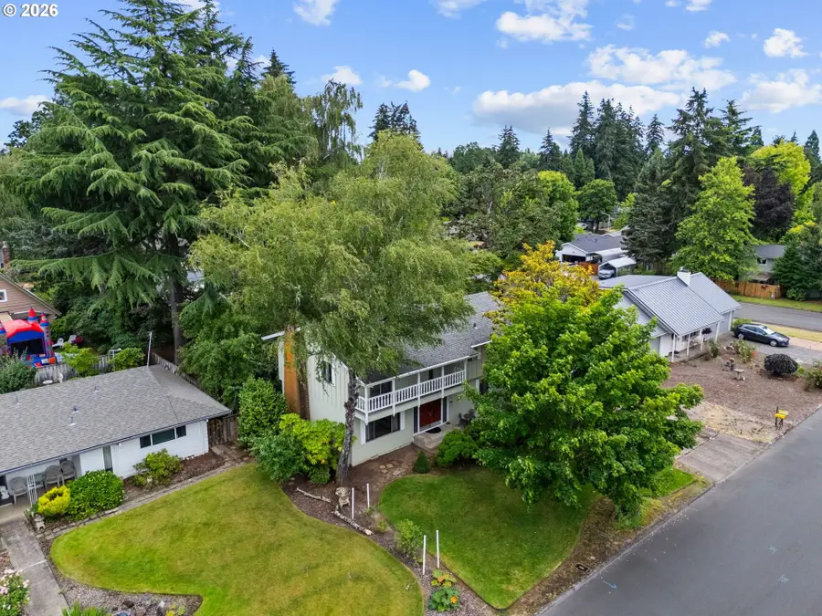 330 NE 17th Ave, Hillsboro, OR 97124 - #3