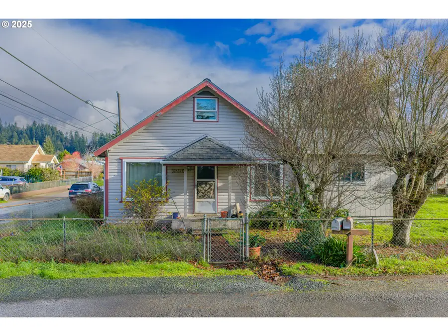 62875 School Rd, Coos Bay, OR 97420 - Image #3