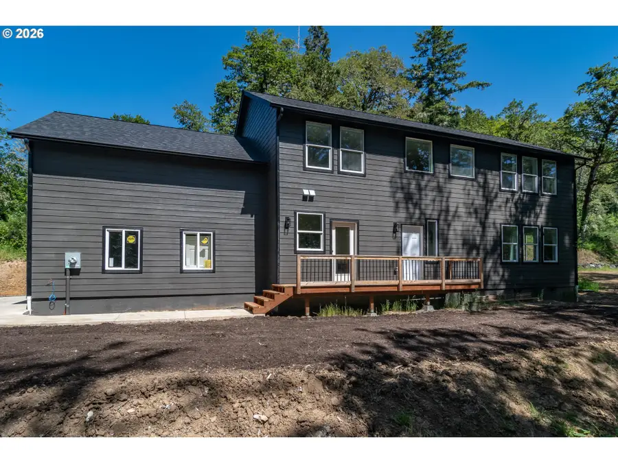 492 Terrace Dr, Glide, OR 97443 - #2