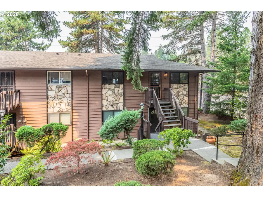 5005 SW Mitchell St #13, Portland, OR 97221 - #2