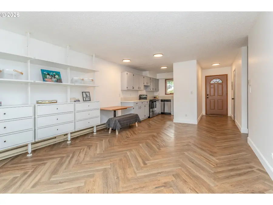 5005 SW Mitchell St #13, Portland, OR 97221 - #3