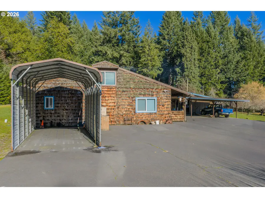 711 H Ave, Powers, OR 97466 - #3