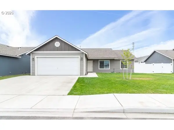 272 Renee Ave, Umatilla, OR 97882 - #2