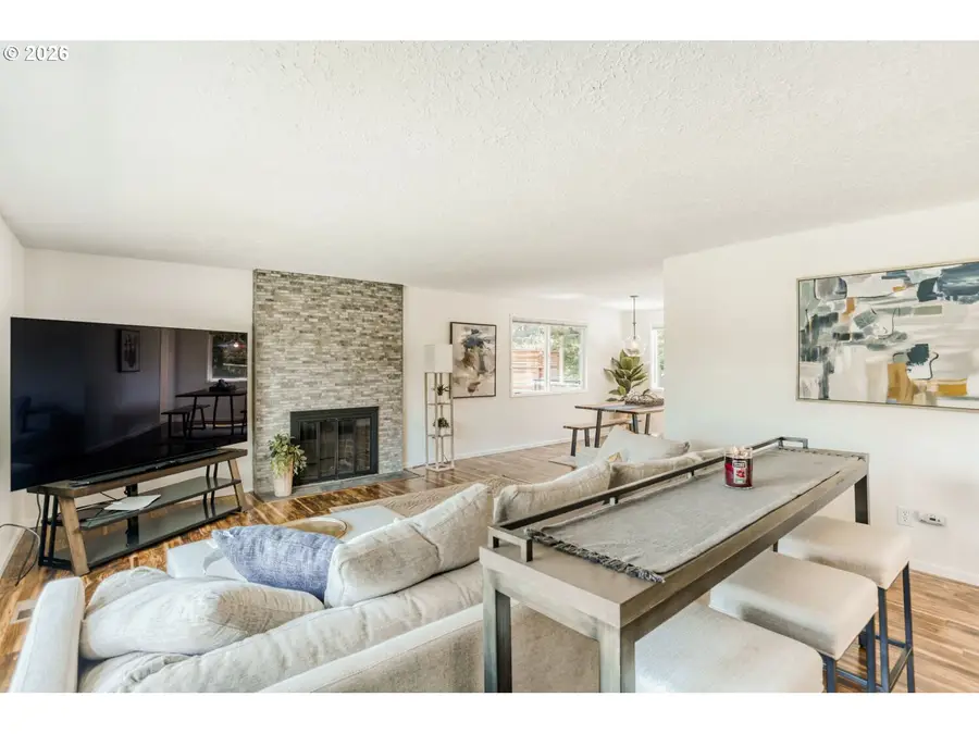 1710 Hillcrest Dr, Northwest Clackamas, OR 97068 - #2