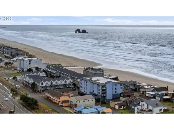 300 N Pacific St #37, RockawayBeach, OR 97136
