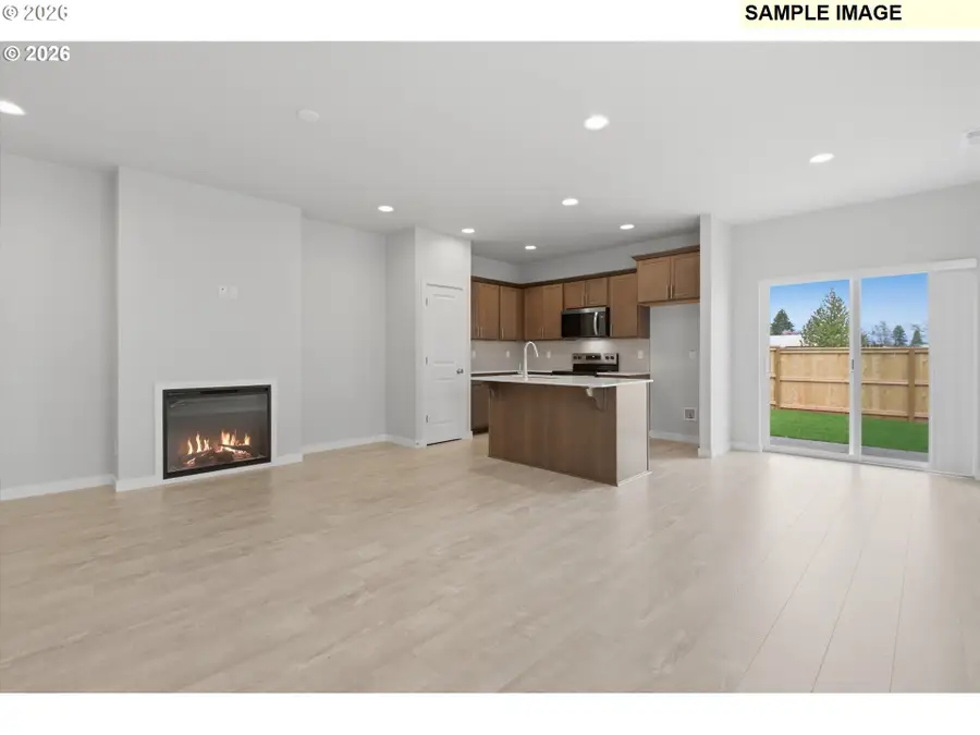 400 E Wilson St, Carlton, OR 97111 - #3