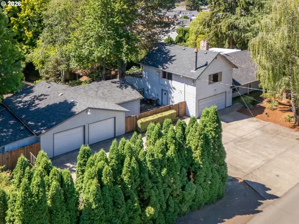 3116 NE Brogden St, Hillsboro, OR 97124
