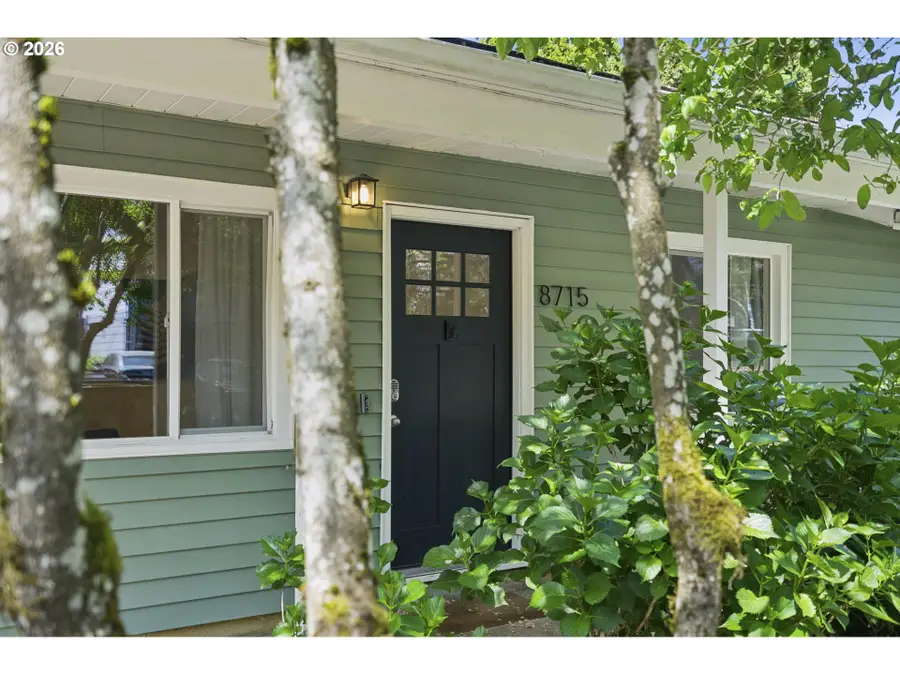 8715 N Swenson St, Portland, OR 97203 - #2